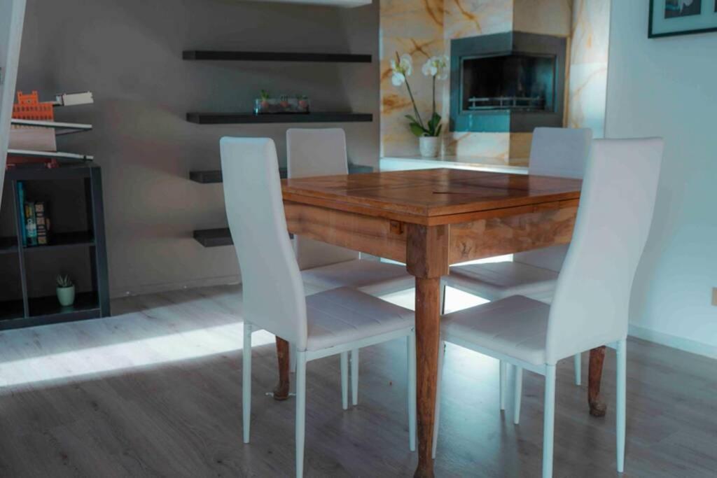 Bv Apartment Сиена Екстериор снимка