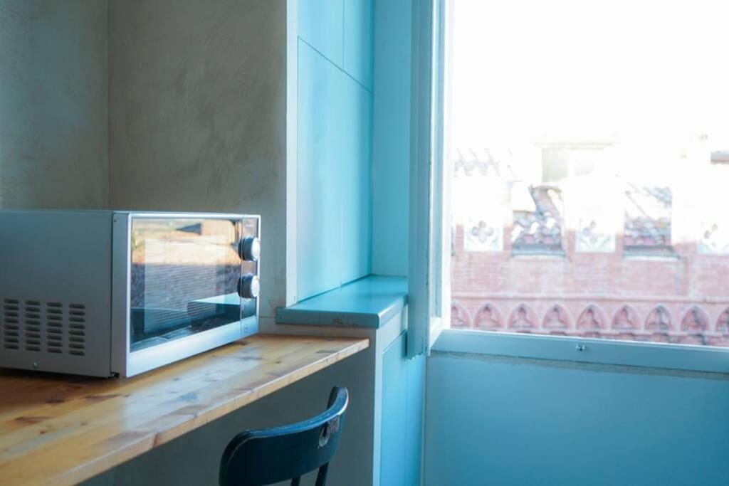 Bv Apartment Сиена Екстериор снимка