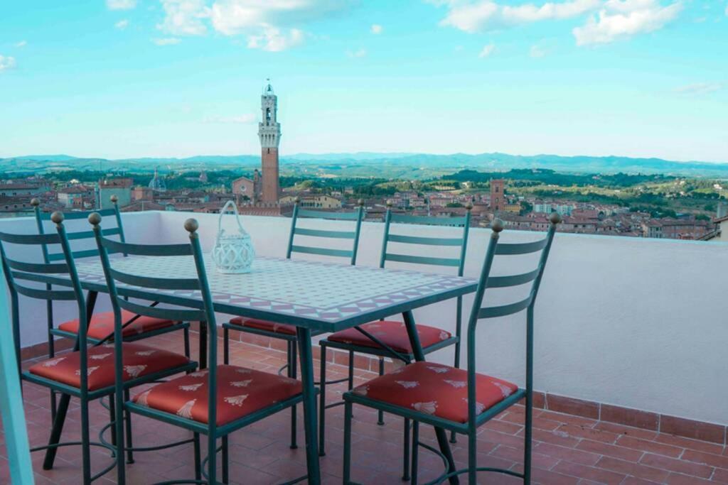 Bv Apartment Сиена Екстериор снимка